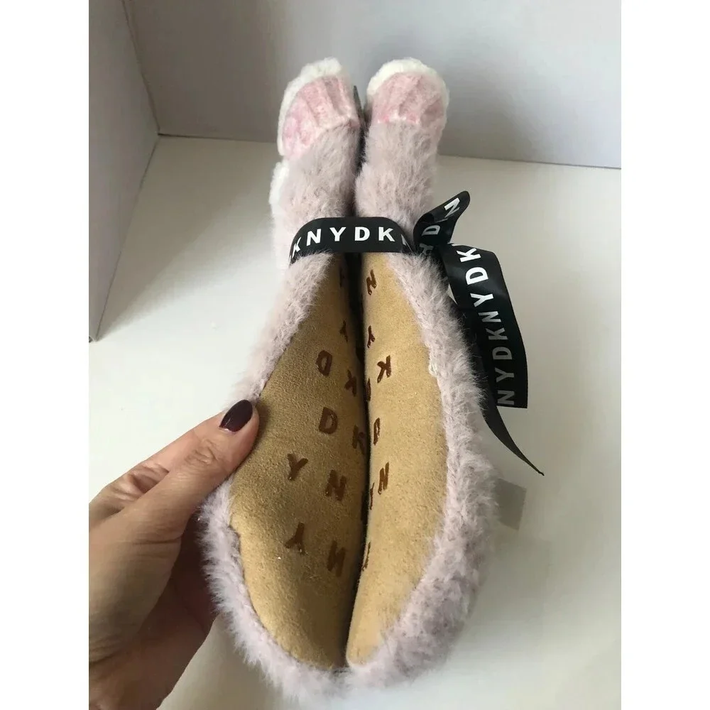DKNY Faux Fur Violet Ice Slipper Socks Sz S-M NEW
